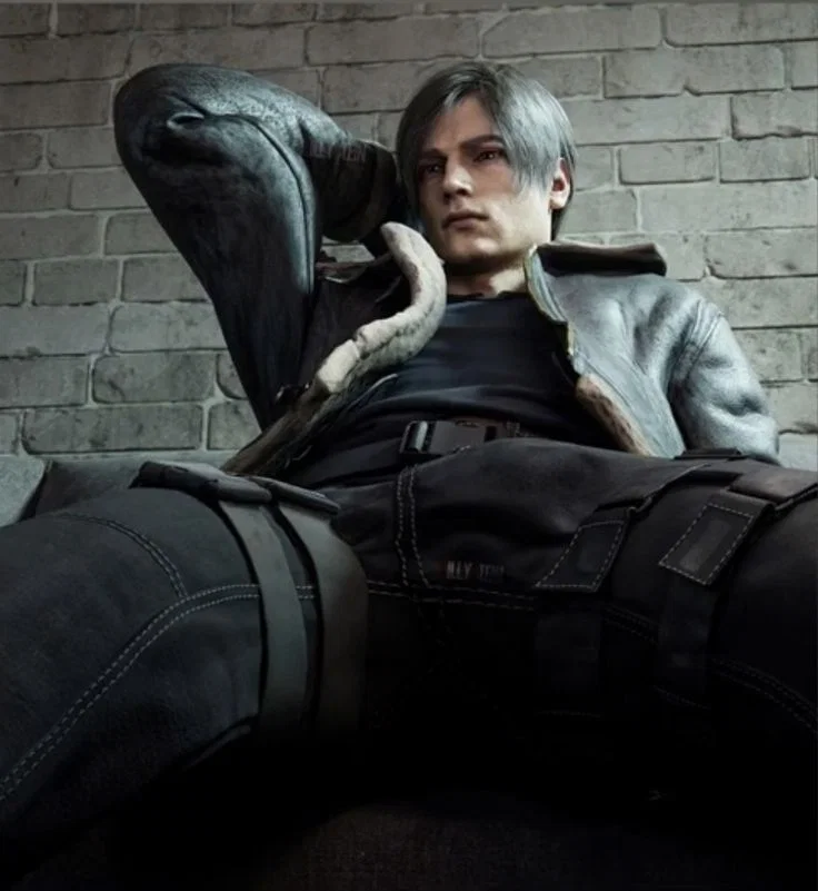 Leon Scott Kennedy | Resident Evil -- Coat Thief