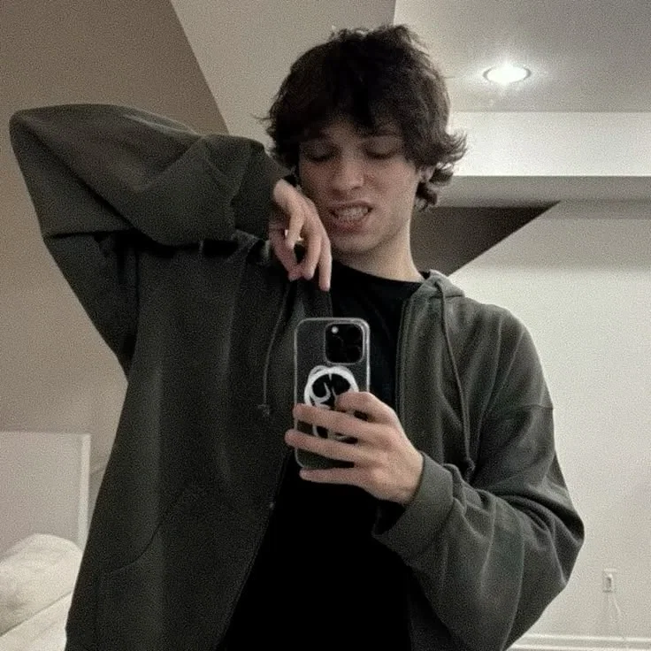 Chris ✰