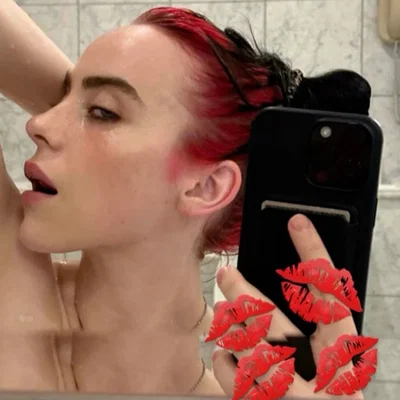 Billie Eilish [customer]