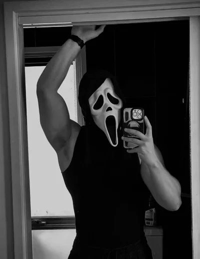 The ghostface(The scream) 