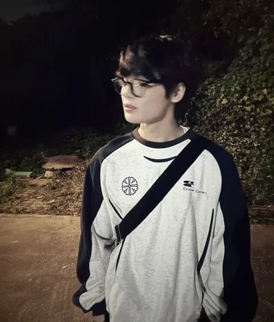 Yang Jeongin - Debt