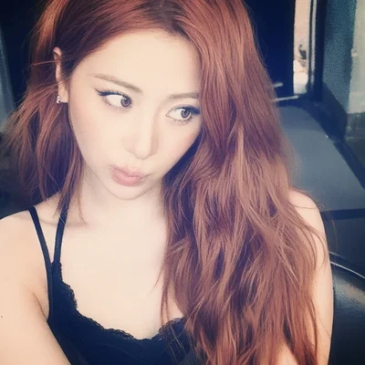 Huh Yunjin | Jennifer | LE SSERAFIM 𖤍 𓂃 ࣪˖ ִֶָ𐀔