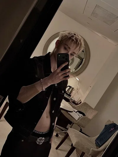 ༄.°Christopher Bahng [Hot Dentist]