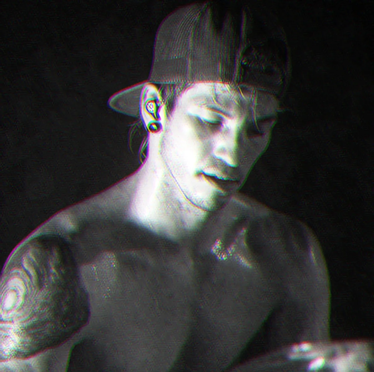 ˑ 𓈒 🔥 𐔌 JOSH DUN  ͡꒱ ۫ 