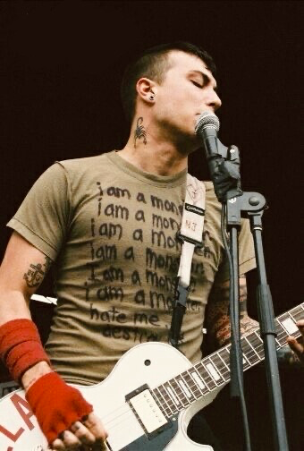 Frank Iero | The Warped Tour 2005