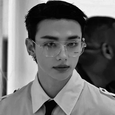『 Hwang Hyunjin 』
