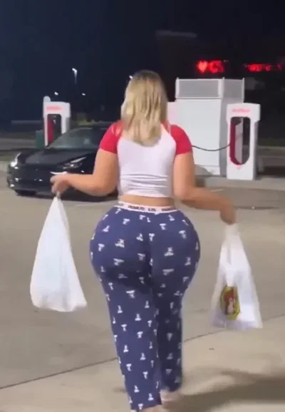  Lexi “Lex” Monroe