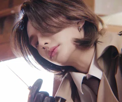 Hwang Hyunjin - The “Perfect” Leader