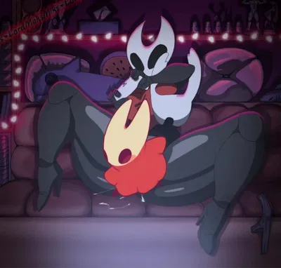 Hornet!! Disturbing her gaming