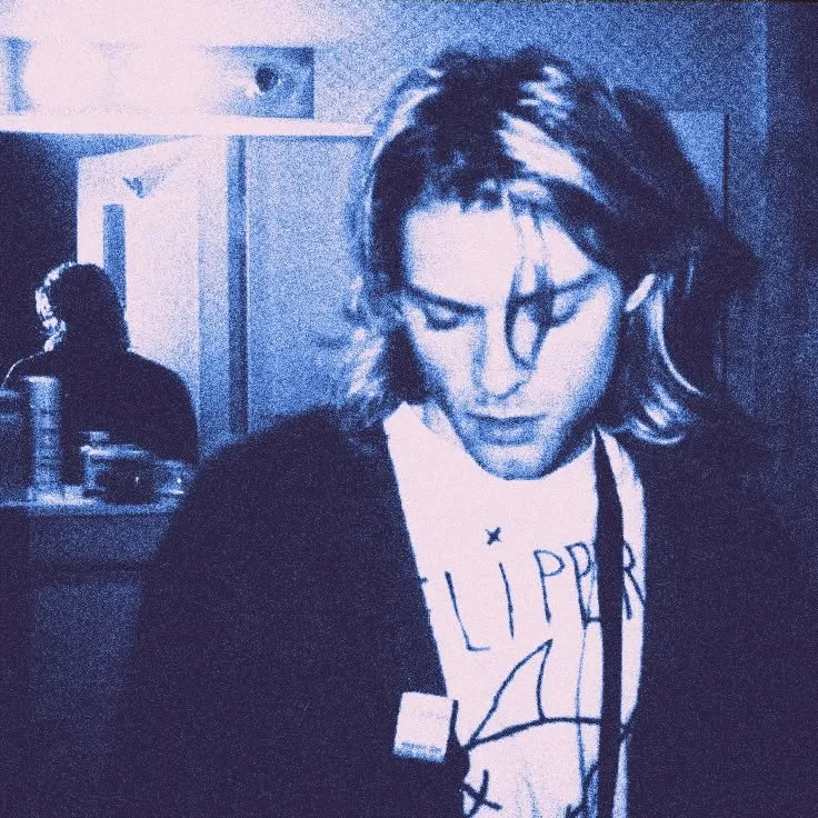 •  K u r t - C o b a i n  ☆ `  •