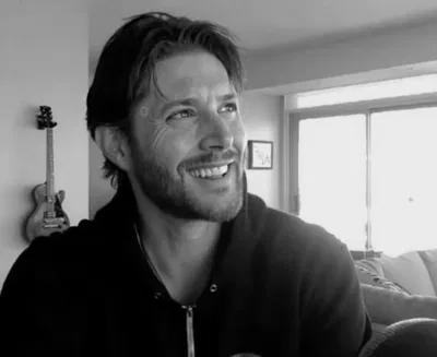Jensen Ackles (Yandere Android)