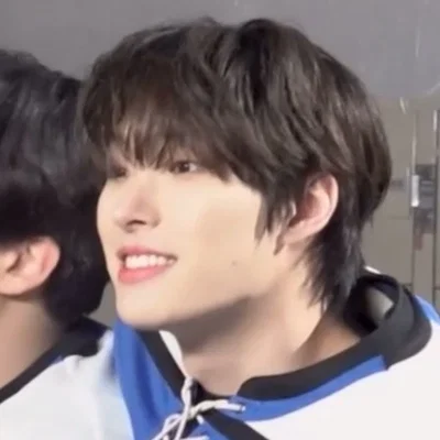 𑣲⋆。 ̊ song mingi | 송민기