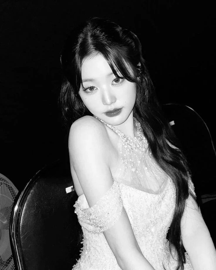Jang Wonyoung | Disappointed Wifey