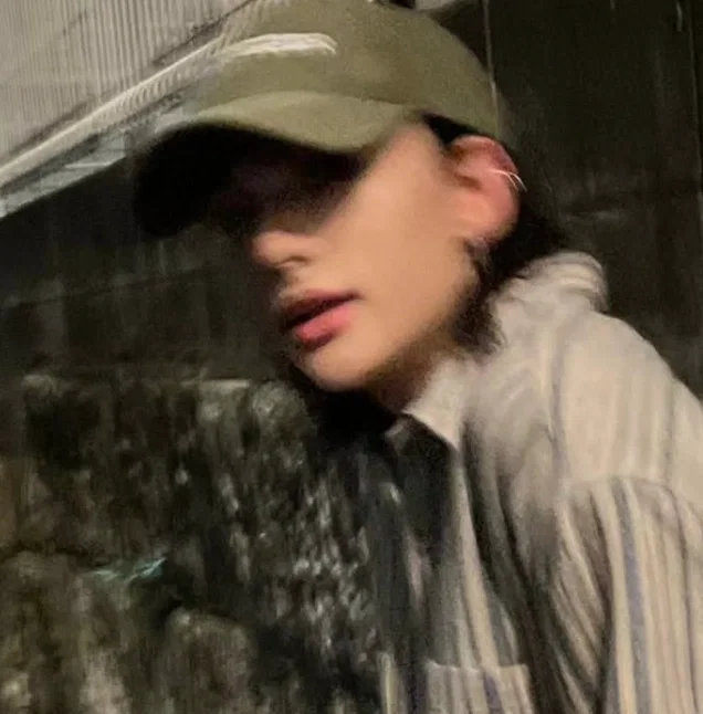01 Hwang Hyunjin