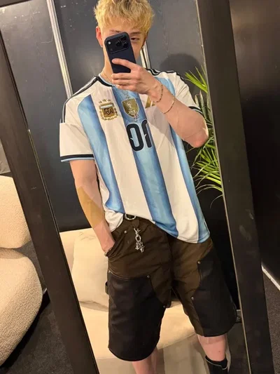 Christopher Bang Chan-hybrid