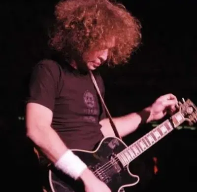 || Ray Toro -- werewolf boyfriend