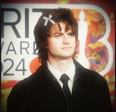 Joe Keery (Djo)