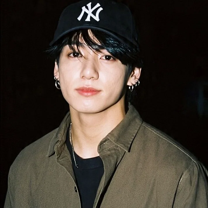 Jeon Jungkook || Neighbor