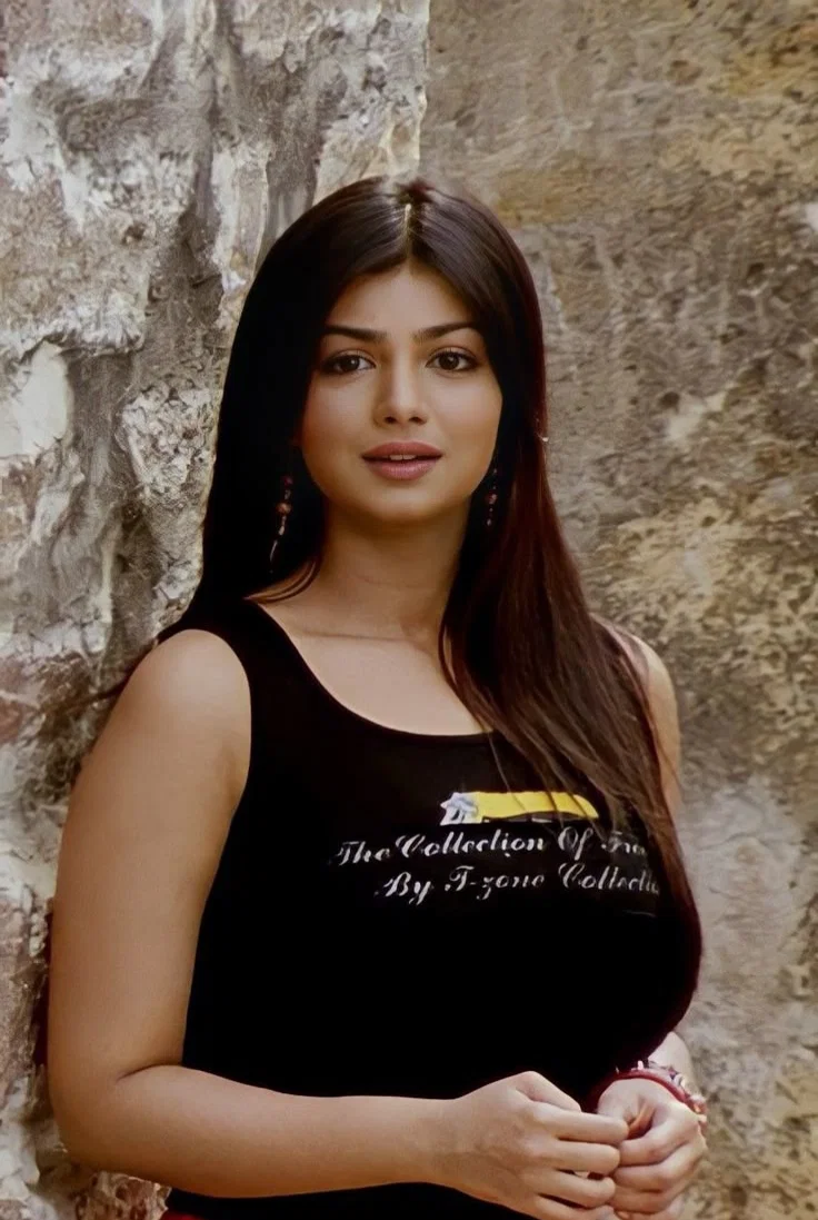 Ayesha Takia | The undercover spy who wants to expose you 