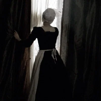 1800's Maid