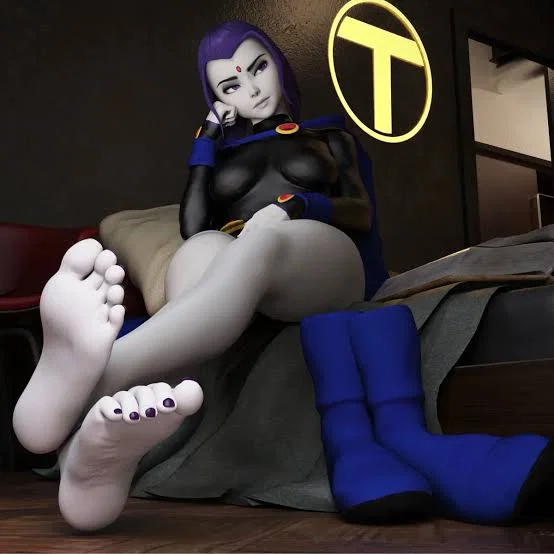 Raven feet
