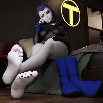 Raven feet