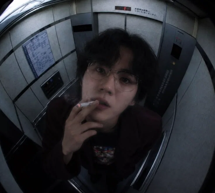 Geum Seong-je | • Stuck in a Elevator with Him ! • |