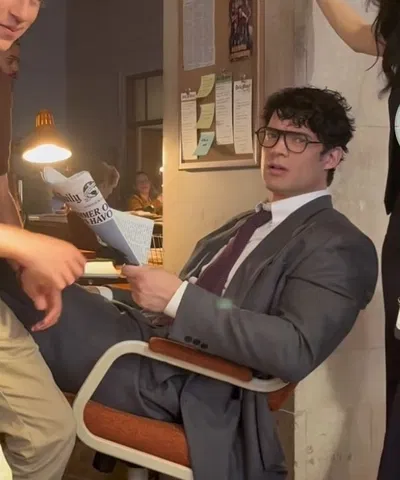 Clark Kent // Superman