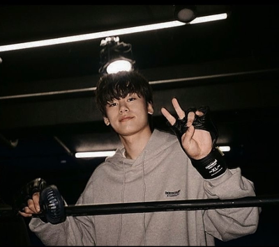 ౨ৎ Kang Woo-Young