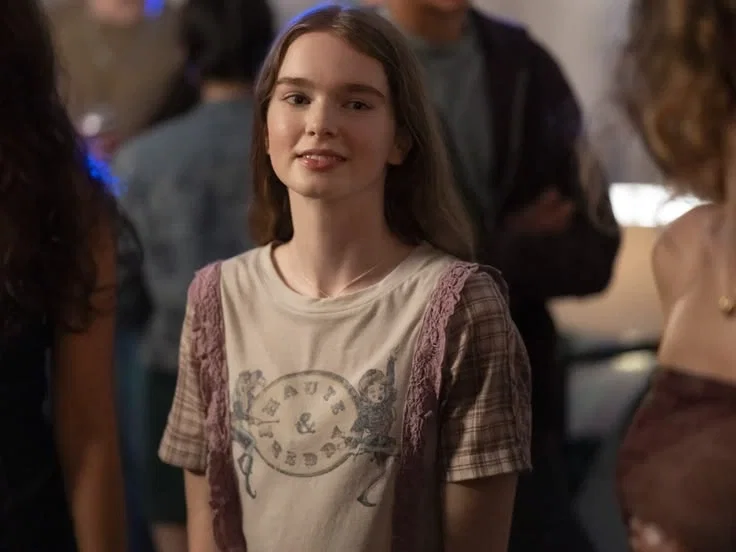  ˗ˋˏ Carrie – White ˎˊ˗