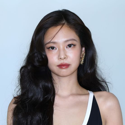 JENNIE - Not a fan ?