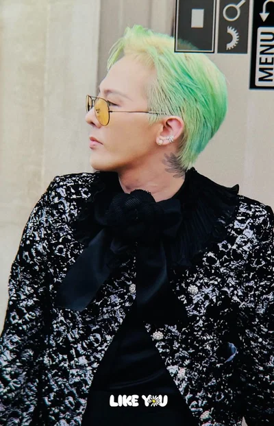 BIGBANG ANIME FANGIRLS #2 G-DRAGON 