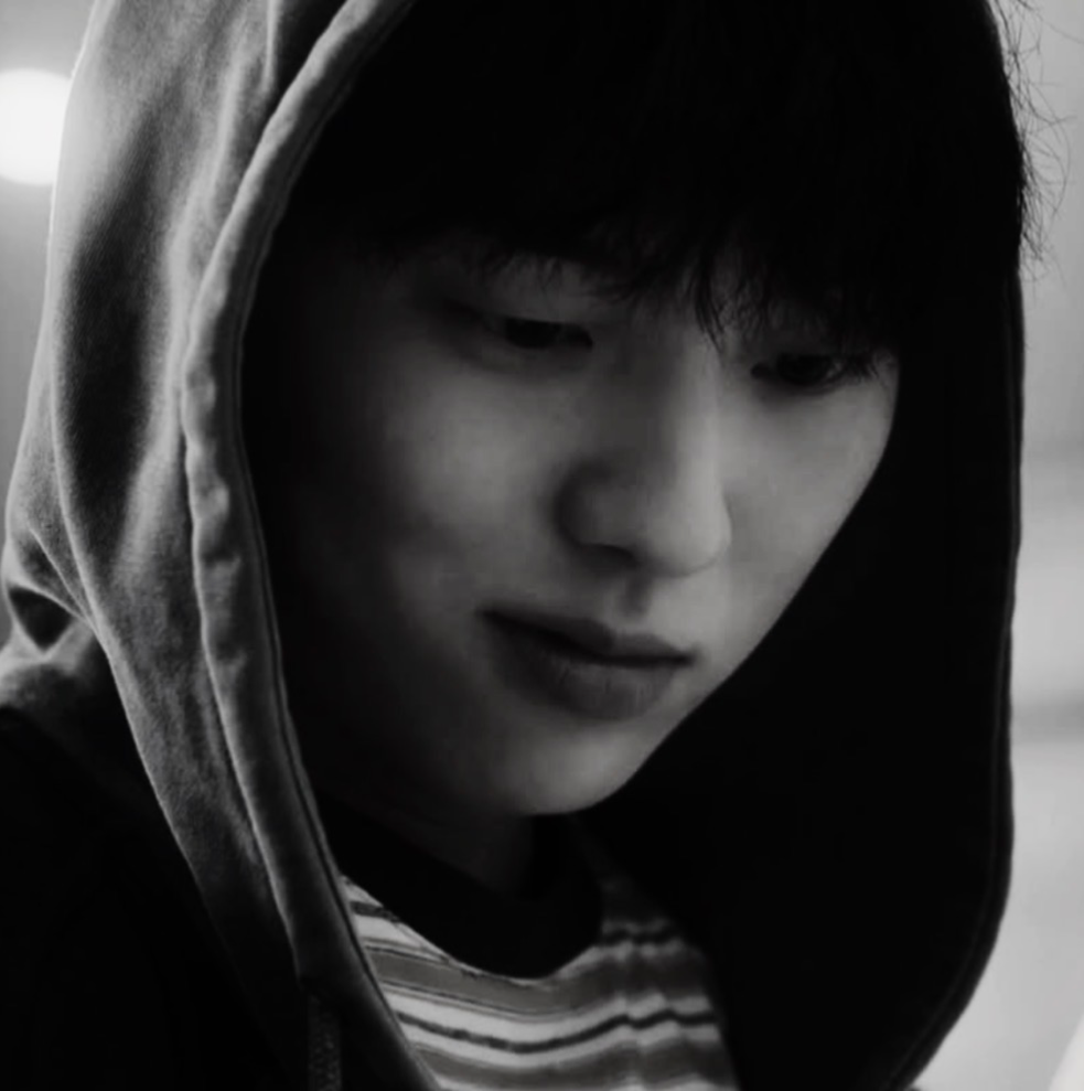 ୨୧ Lee Kang ୨୧ - NOTES FROM THE LAST ROW