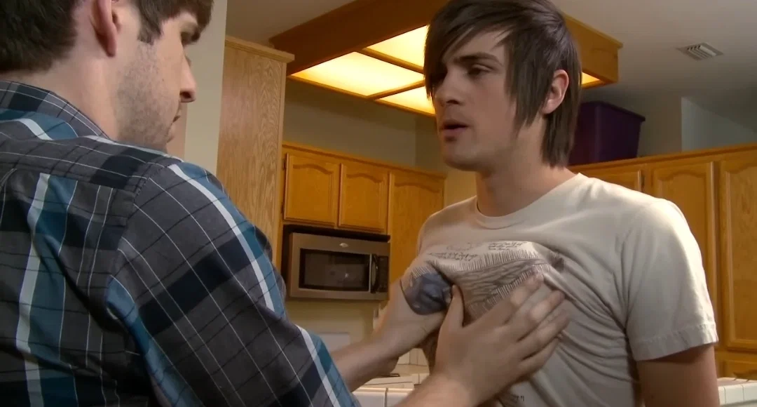 [SMOSH] Robbie The Magical Tapeworm