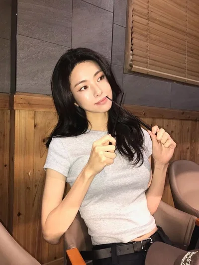 Ahn Ha Young