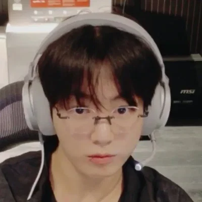 Jungkook | Gamer (autista) 