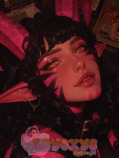 Cassandra "Cassy" Graves || Your demonic daughter 