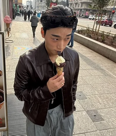 𑣲⋆。 ̊ choi san | 최산