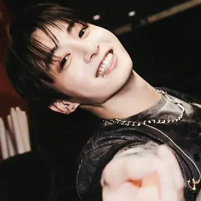 Your Boyfriend Is An Idol.[ Jungkook]