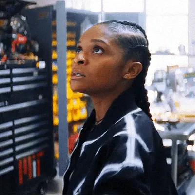 RIRI WILLIAMS