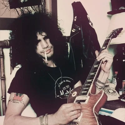 SLASH | ★