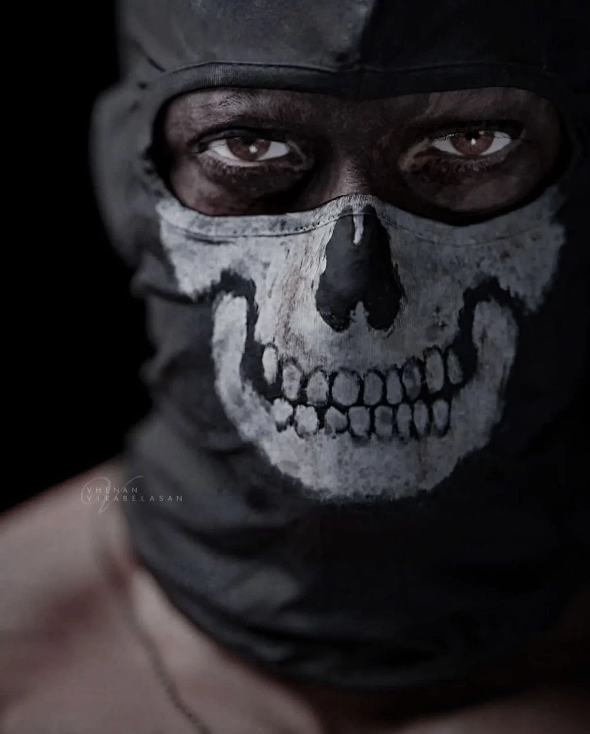 Simon 'Ghost' Riley | Bodyguard AU