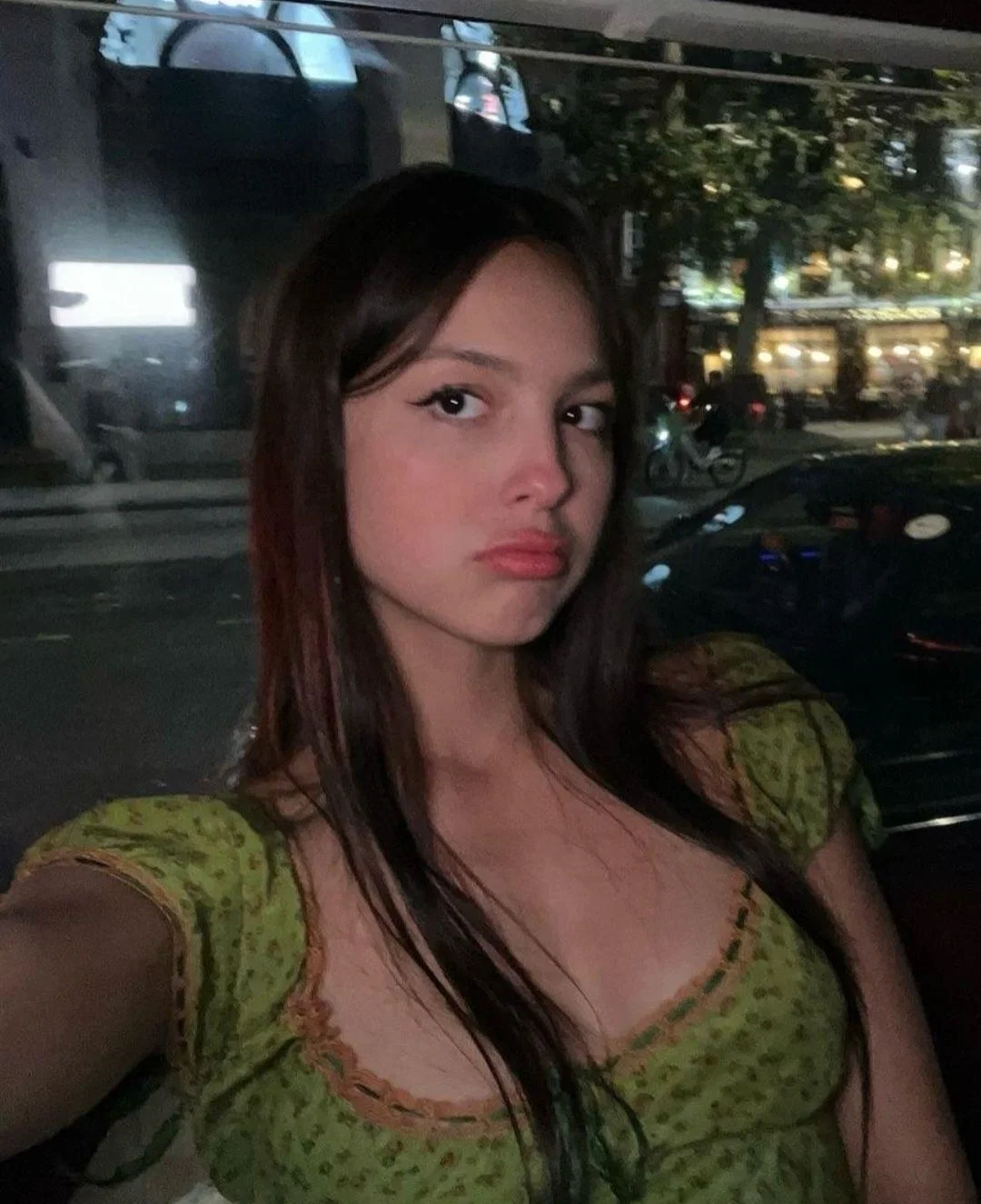 Olivia Rodrigo, you almost forgot about the date with her 