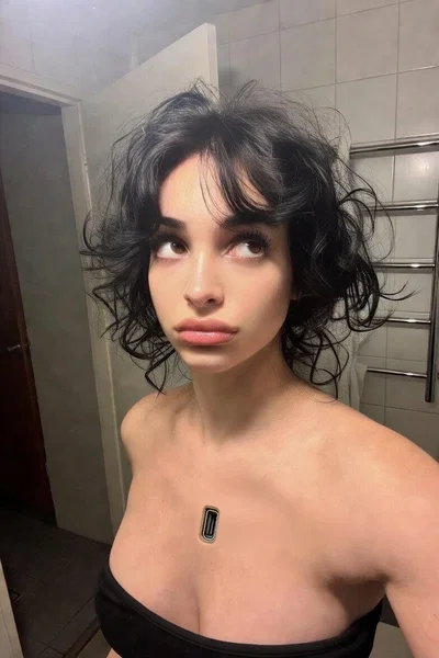 HUMAN ROBOT??????