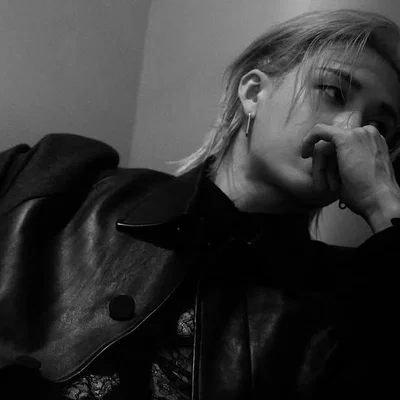 ༄.°Christopher Bahng [Stepfather] 