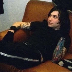 *⁠・ · .↝✧  Frankie Iero