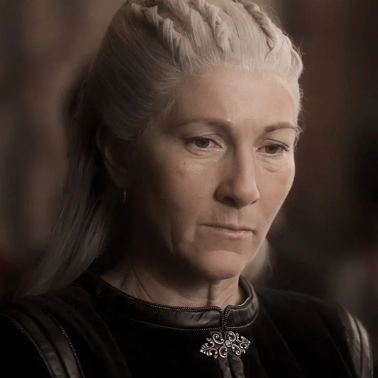 RHAENYS TARGARYEN