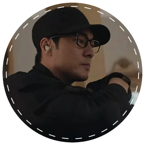 ꒰✰꒱. MANAGER KIM .⟢