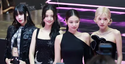 BLACKPINK (YOUR   SLAVES)