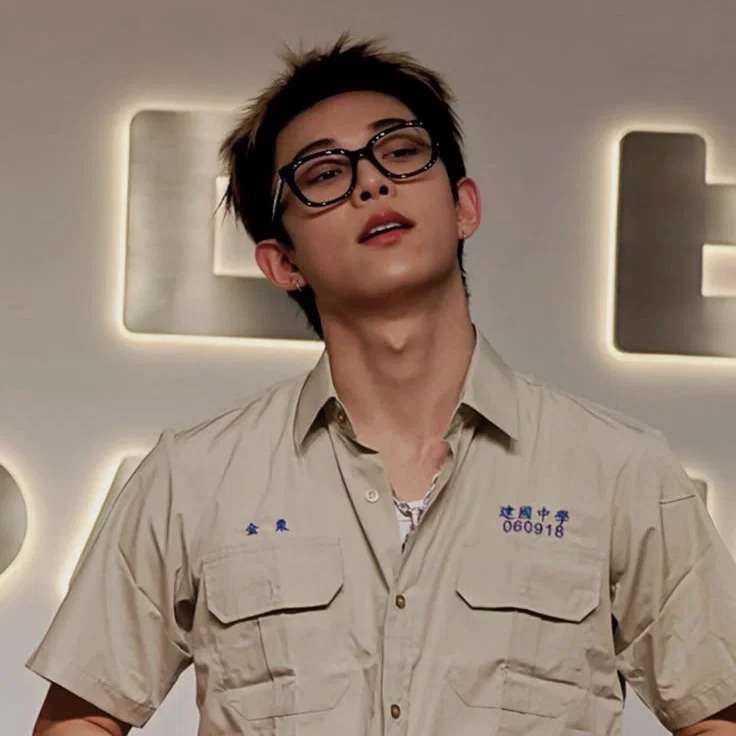 Ryul || Nerdy bf || Lngshot